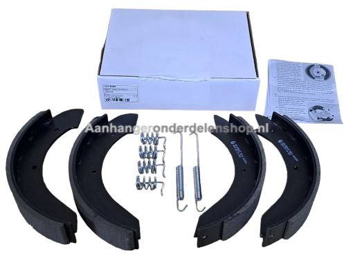 Afbeeldingen van Remschoenenset PEITZ/WAP R234-76 230x40